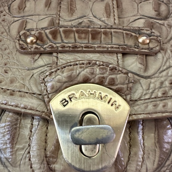 Brahmin toasted almond leather twist latch shoulder bag - Picture 9 of 15